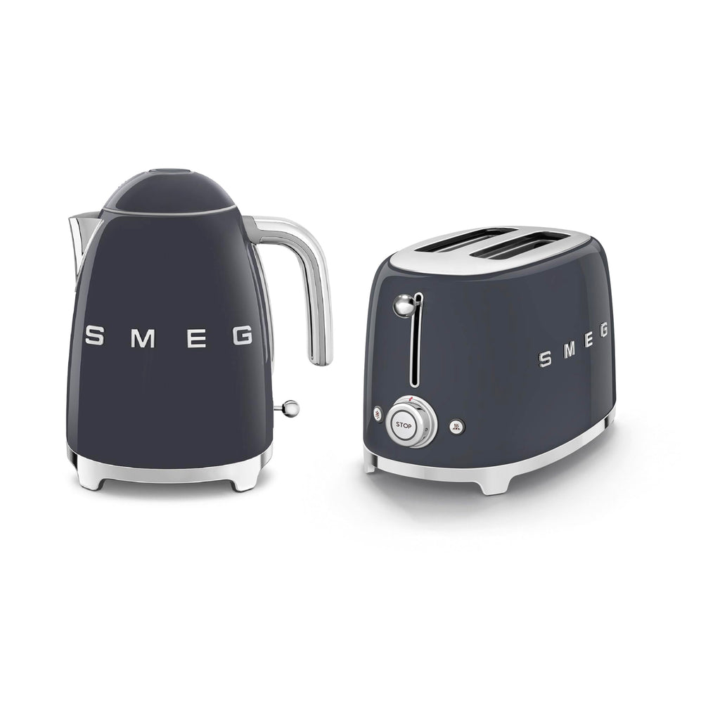 Smeg 50’s Style Retro Range Breakfast Set, 1.7L 3000W Kettle and Multi-Functional Control 2-Slice 950W Toaster