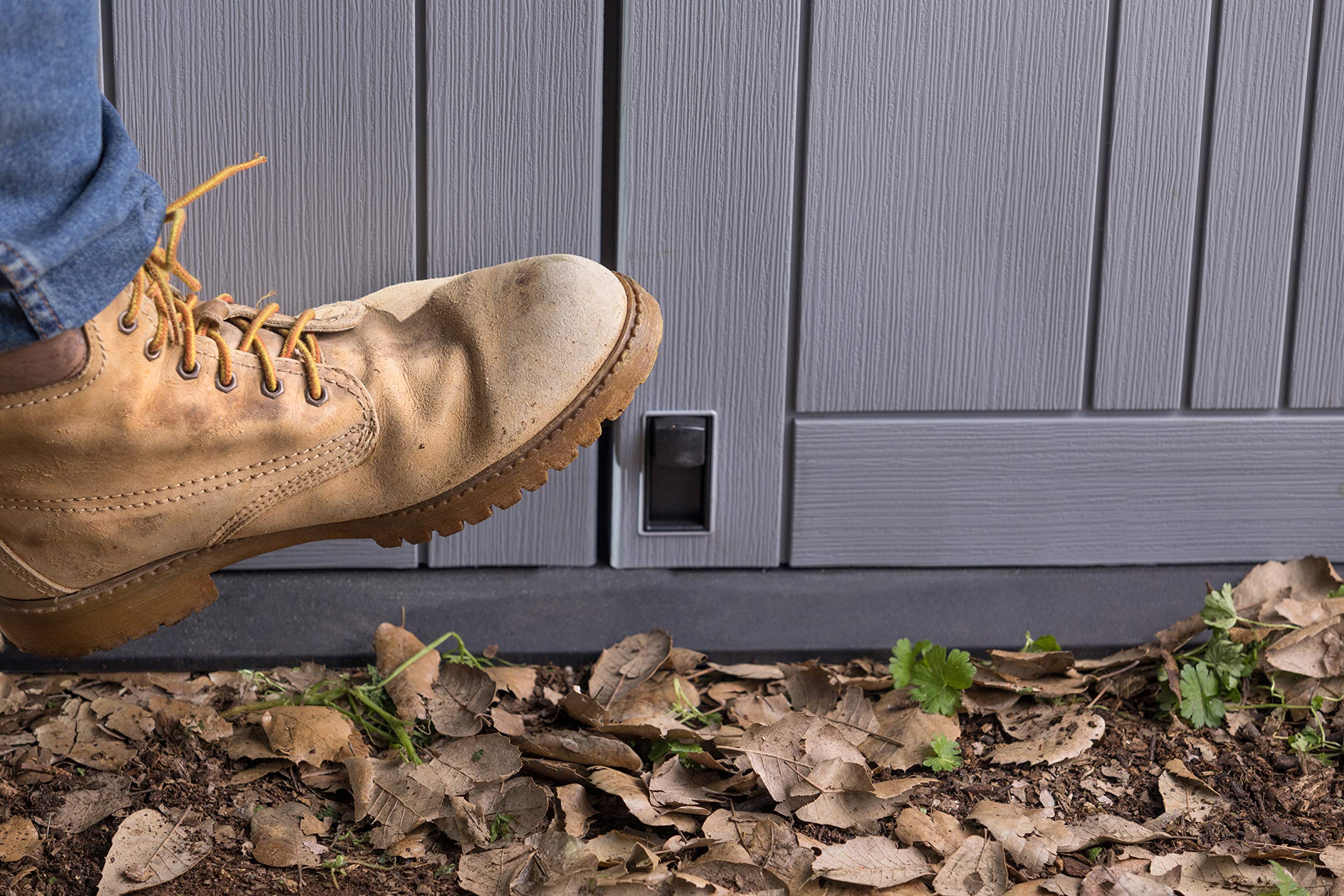 Keter Store it Out Nova Outdoor Garden Storage Shed, 32 x 71.5 x 113.5 cm, Light Grey with Dark Grey Lid